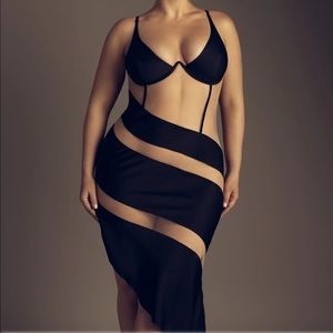 God Save Queens Scarlet dress